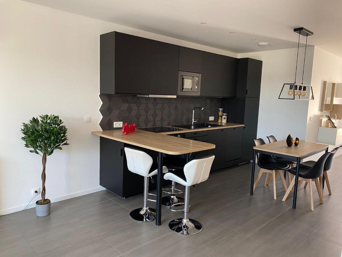 Gold Cocoon T3 74M2 Proche Centre Ville Вильжюст Экстерьер фото